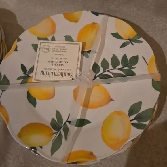 SOUTHERN LIVING MELAMINE 8 SALAD/DESSERT PLATES 2 TRAYS 6 DIPPING BOWLS LEMON